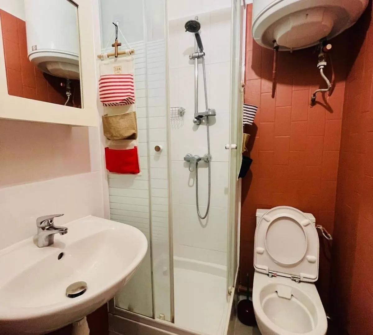 Apartment Dream Dwell Paris-artist Flat 450m To Mont Martre Paris